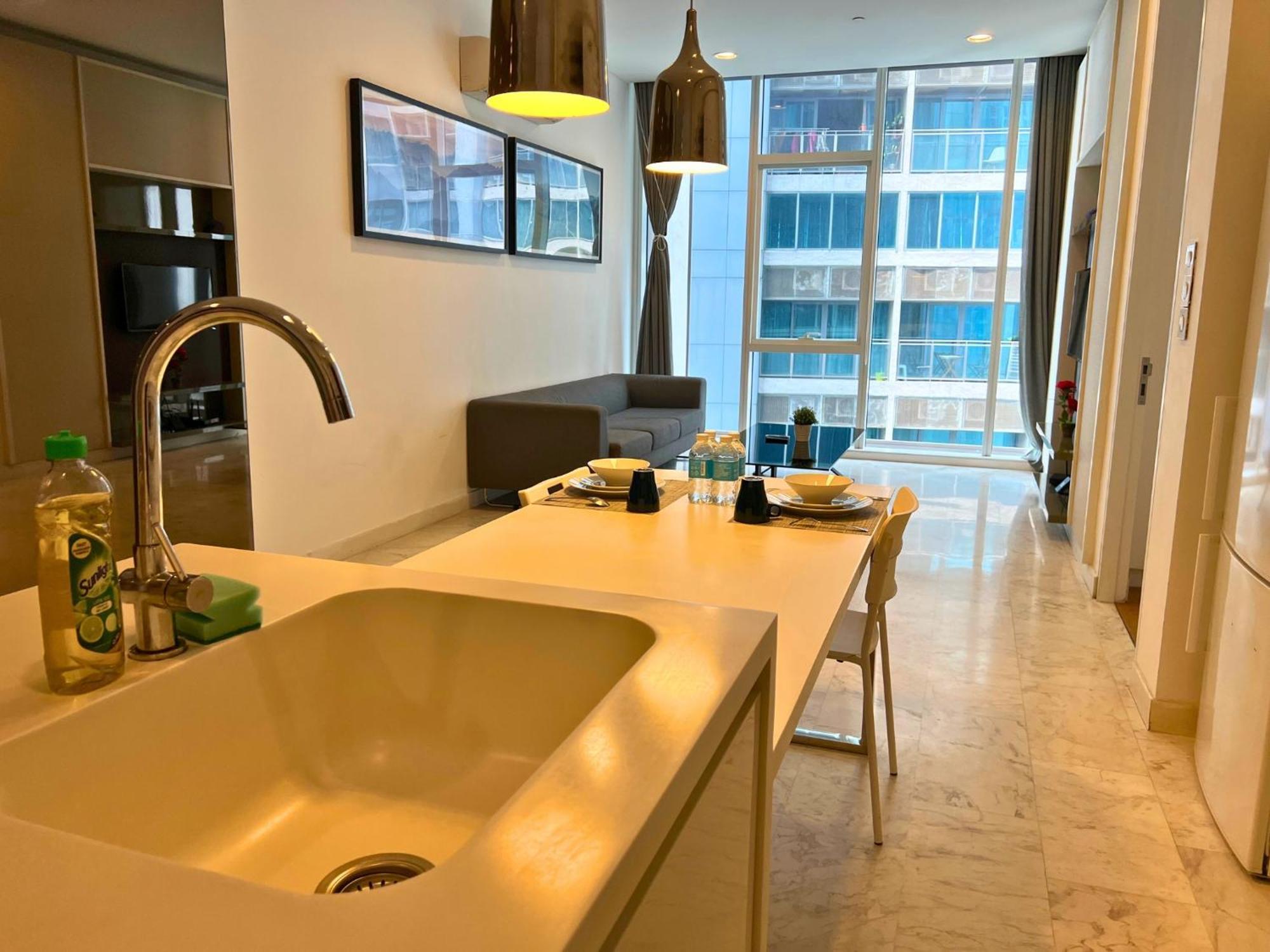 Luxe Suites At Platinum Klcc Kuala Lumpur Exterior photo